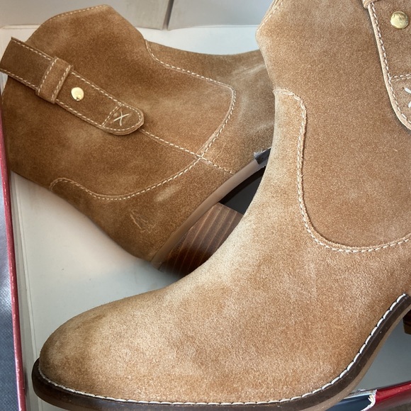 Hush Puppy Hannah Mid Boot - Picture 12 of 15